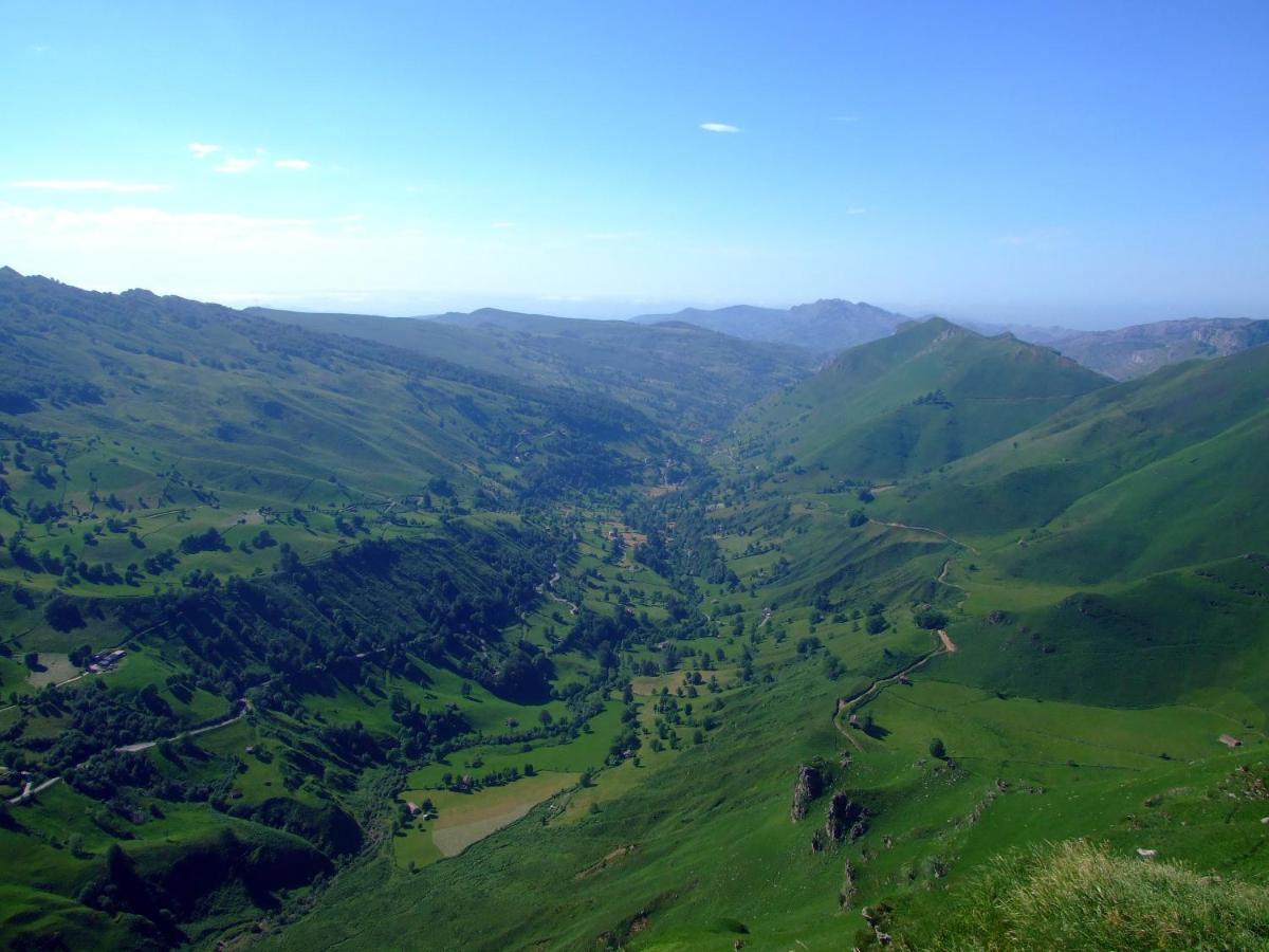 Las Hayucas San Roque de Ríomiera Exteriér fotografie